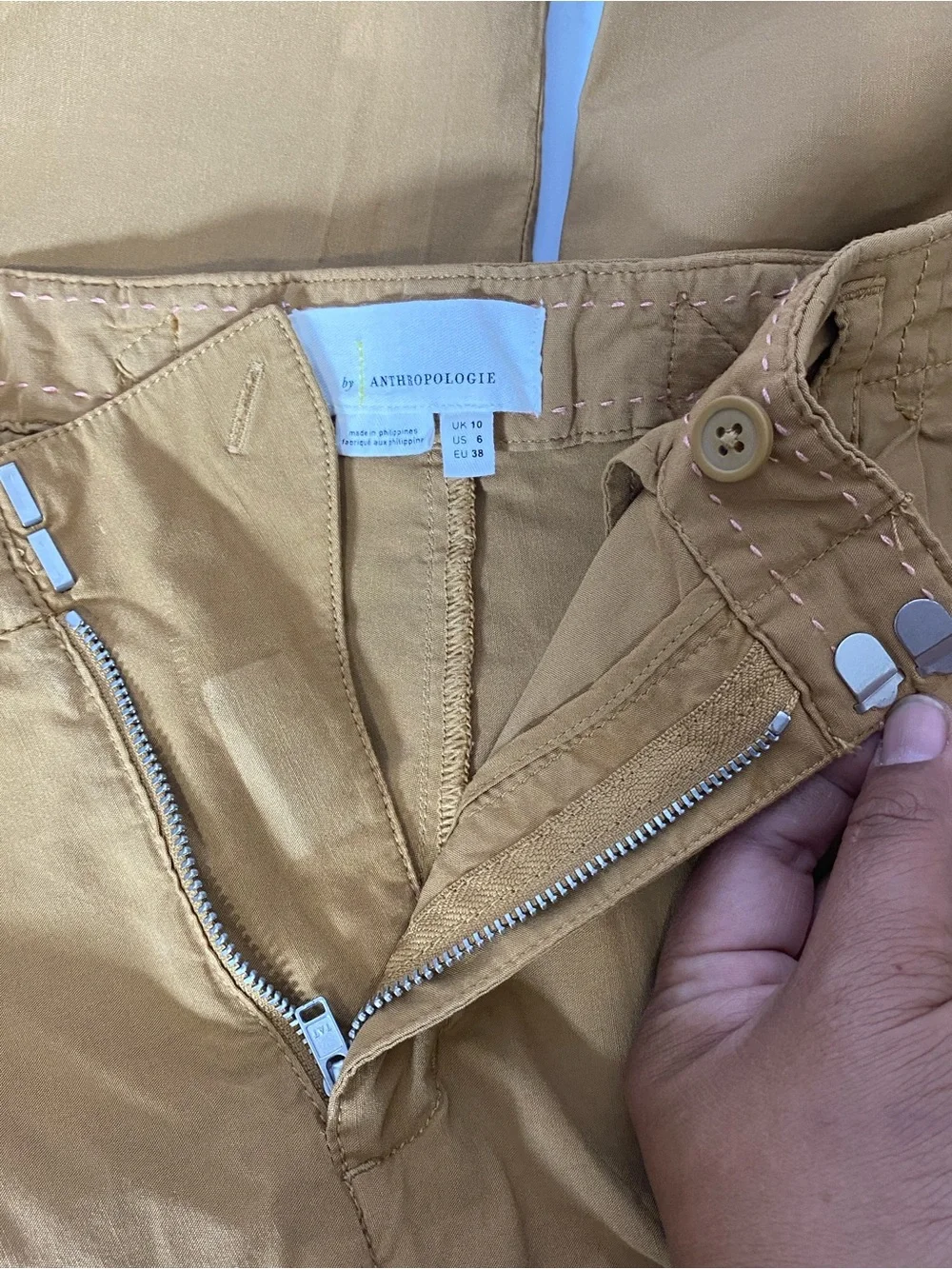 Anthropologie Women's Wide leg Cropped Pants 6 Pleated Neutral Casual